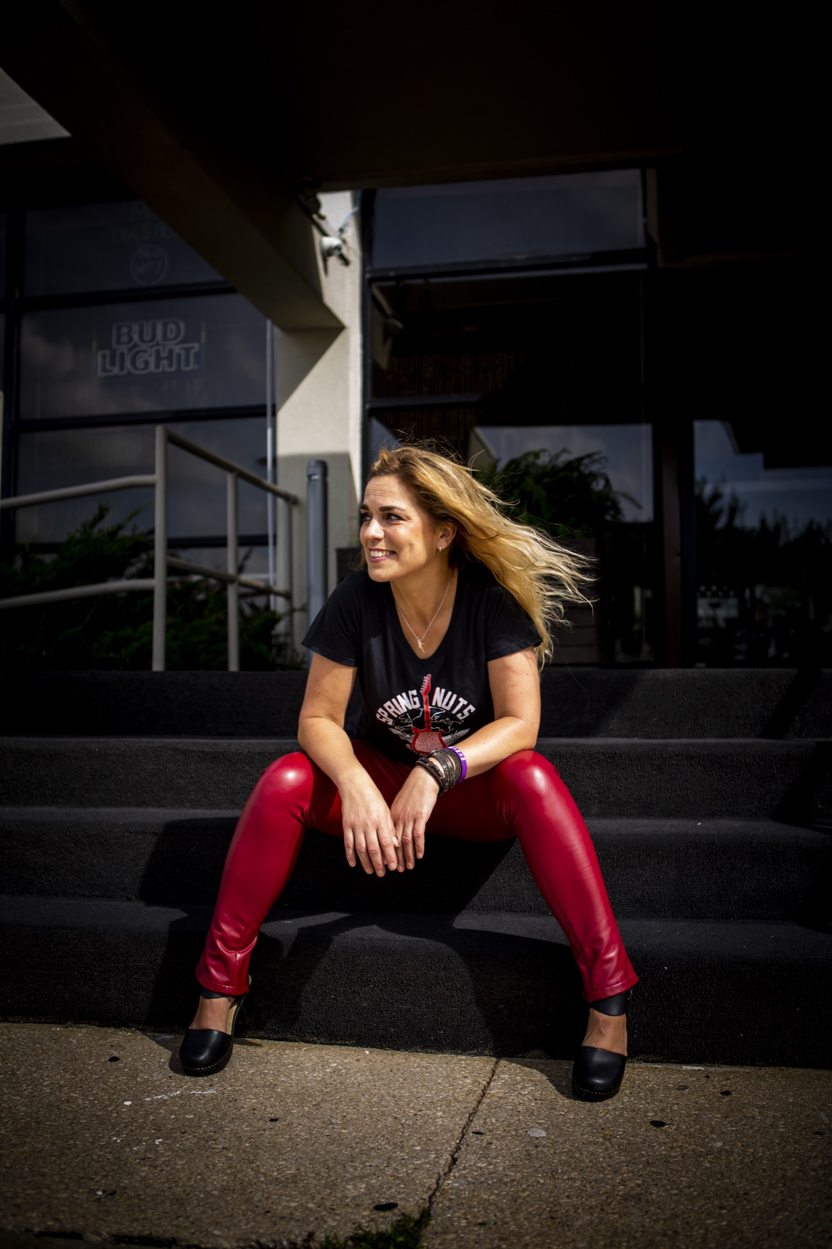 Alexandra Jardvall på scen. Foto: Conni Freestone